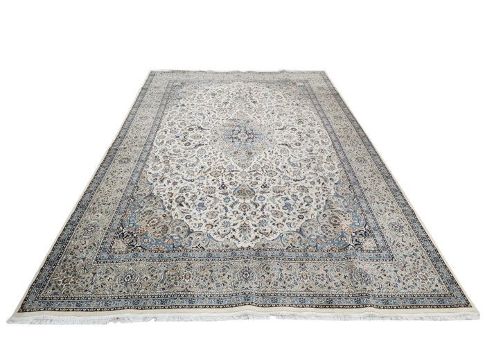 Beautiful Persian Kashan Machine Made Carpet 400 x 300 CM - Image 2