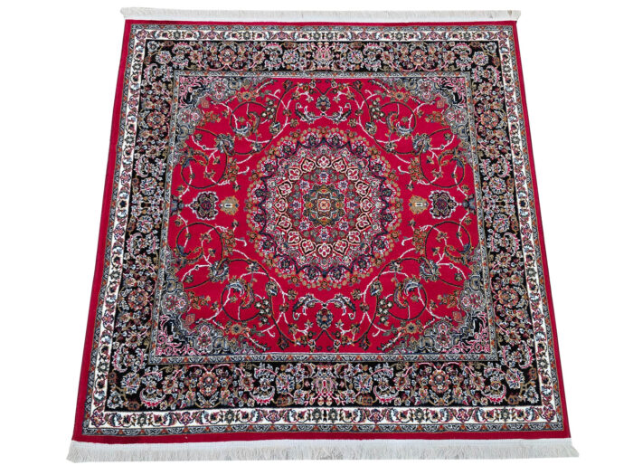 Persian Square Machine Made Carpet 150 x 150 CM - Image 2