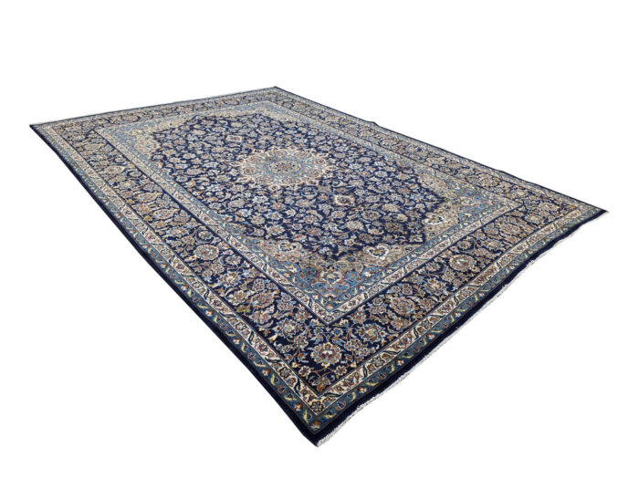 Gorgeous Pre-loved Navy Kashan Carpet 416 x 290cm - Image 3