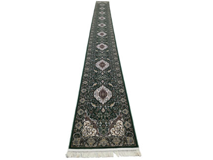 8 Meter Green Runner