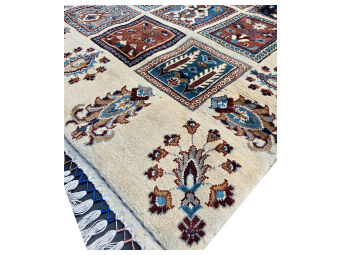 Stunning Afghan Ariana Carpet 146 X 100cm - Image 5