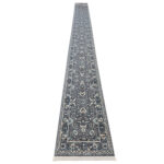 8 Meter Long Runner