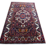 Beautiful Handmade Bakhtiari carpet 289 x 203 cm