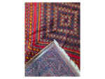 Gorgeous Hand-knotted Bakhtiari Carpet 300 x 202 CM - Image 5