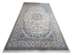 Incredible Hand-knotted woolen Nain Carpet 413 x 300 cm - Image 2