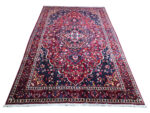 Fine Hand-knotted Bakhtiari Carpet 320 x 216 cm