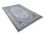 Stunning Hand-knotted Nain Carpet 306 x 194 cm - Image 3