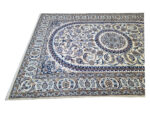 Stunning Hand-knotted Nain Carpet 306 x 194 cm - Image 5