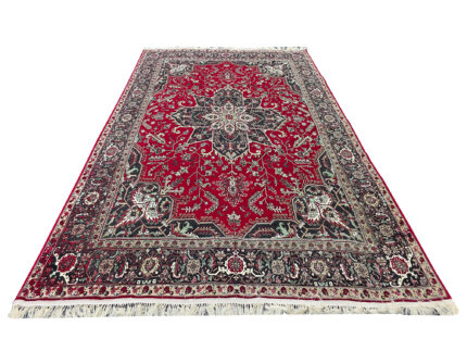 Persian KAshan Carpet