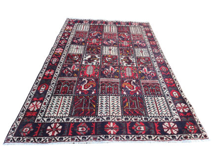 Persian Bakhtiari Carpet