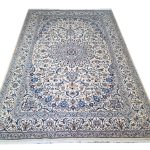 Beautiful Pre-loved Hand-knotted Woolen Nain Carpet - 412 X 293 cm