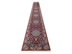 Stunning red Persian design Kashan Carpet –  800 x 80 cm