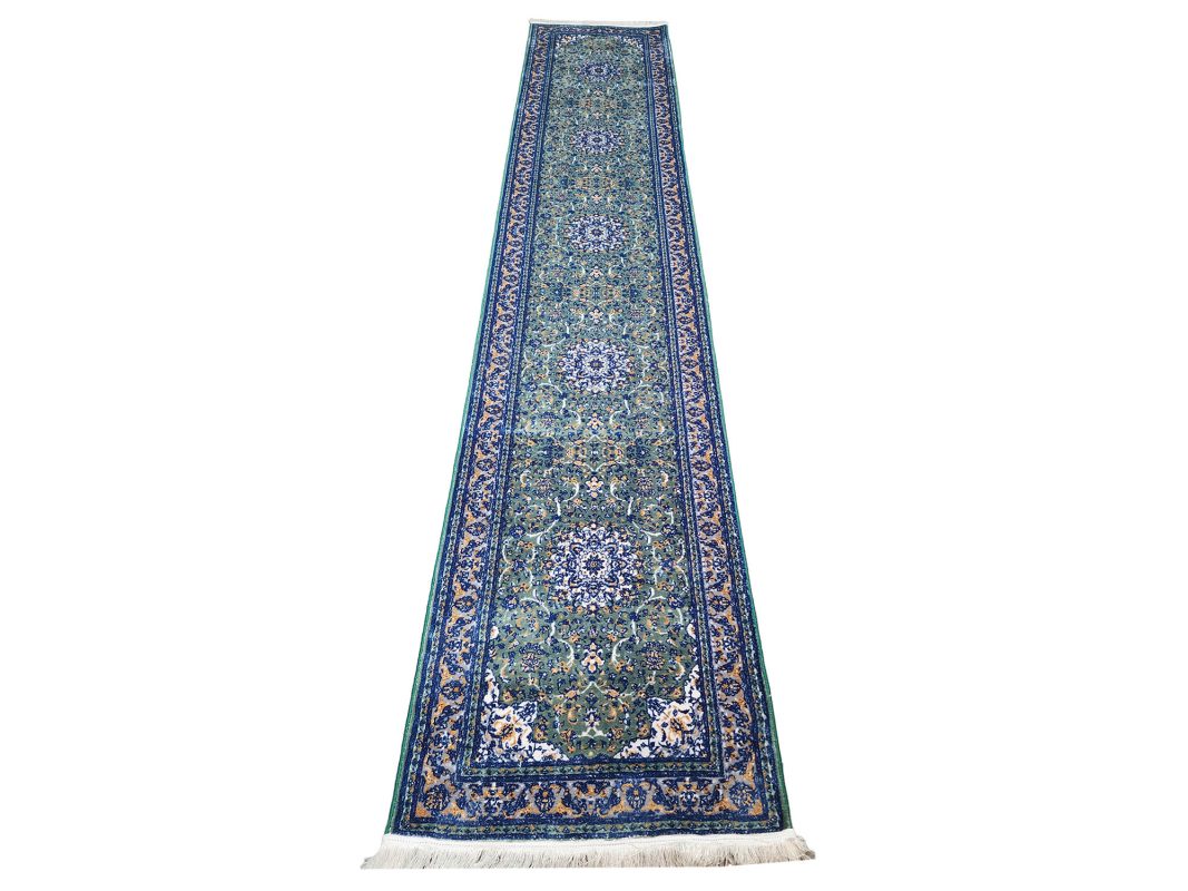 4 Meter Green Runner